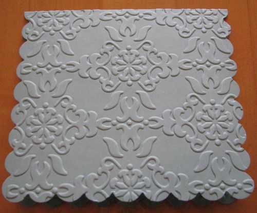 Scallop Square Embossed