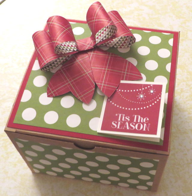 Extra-Large Kraft Gift Box with Gift Bow