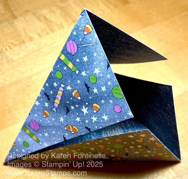 Halloween Triangle Box Open