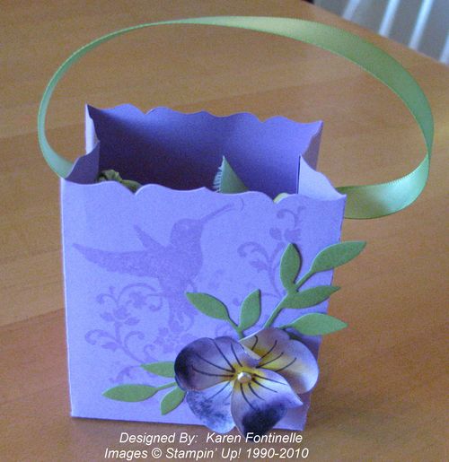 Fancy Favor Box with Butterfly Pansy
